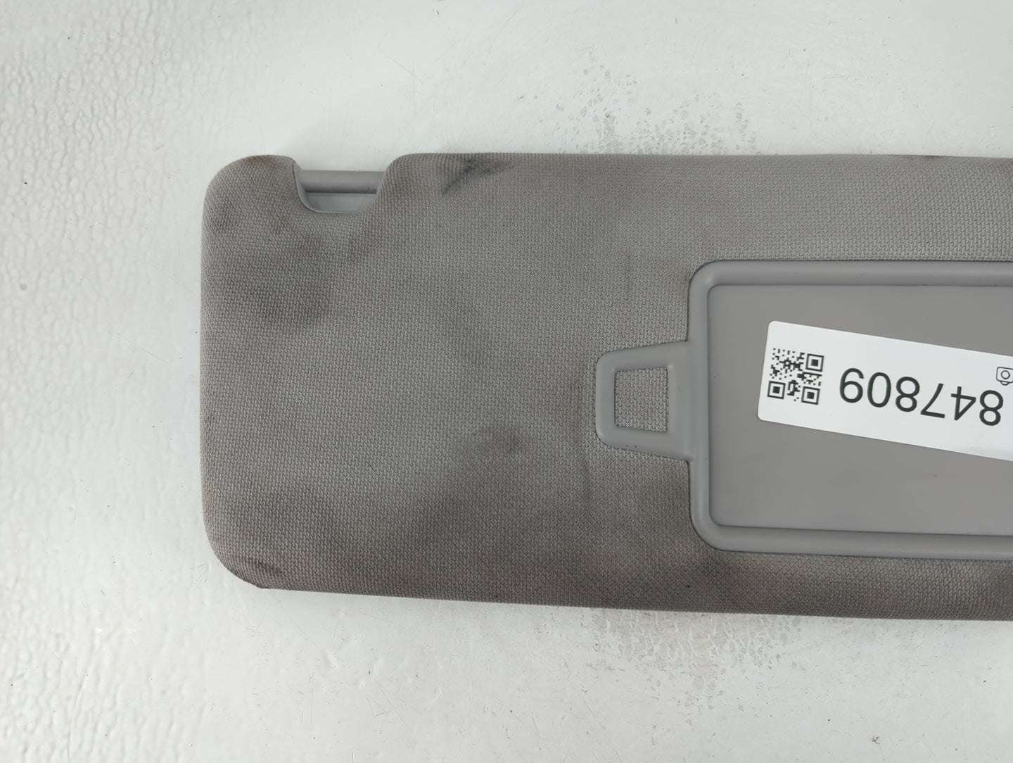 2015-2019 Hyundai Sonata Sun Visor Shade Replacement Passenger Right Mirror Fits Fits 2015 2016 2017 2018 2019 OEM Used Auto Parts - Oemusedautoparts1.com