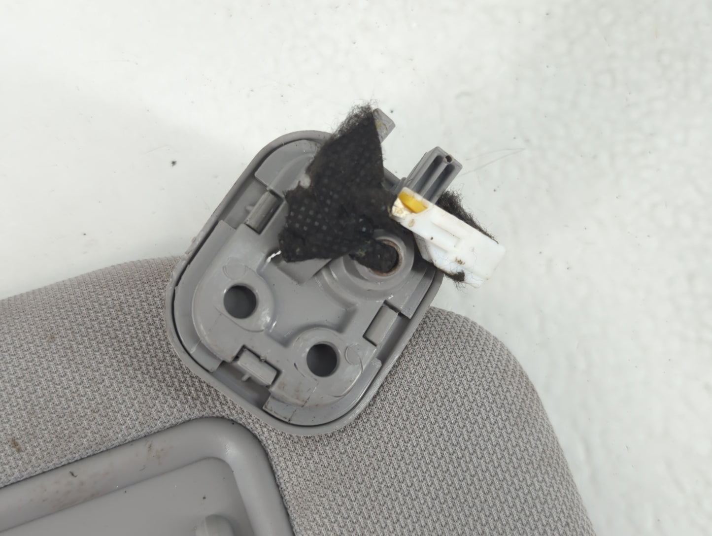 2015-2019 Hyundai Sonata Sun Visor Shade Replacement Passenger Right Mirror Fits Fits 2015 2016 2017 2018 2019 OEM Used Auto Parts - Oemusedautoparts1.com