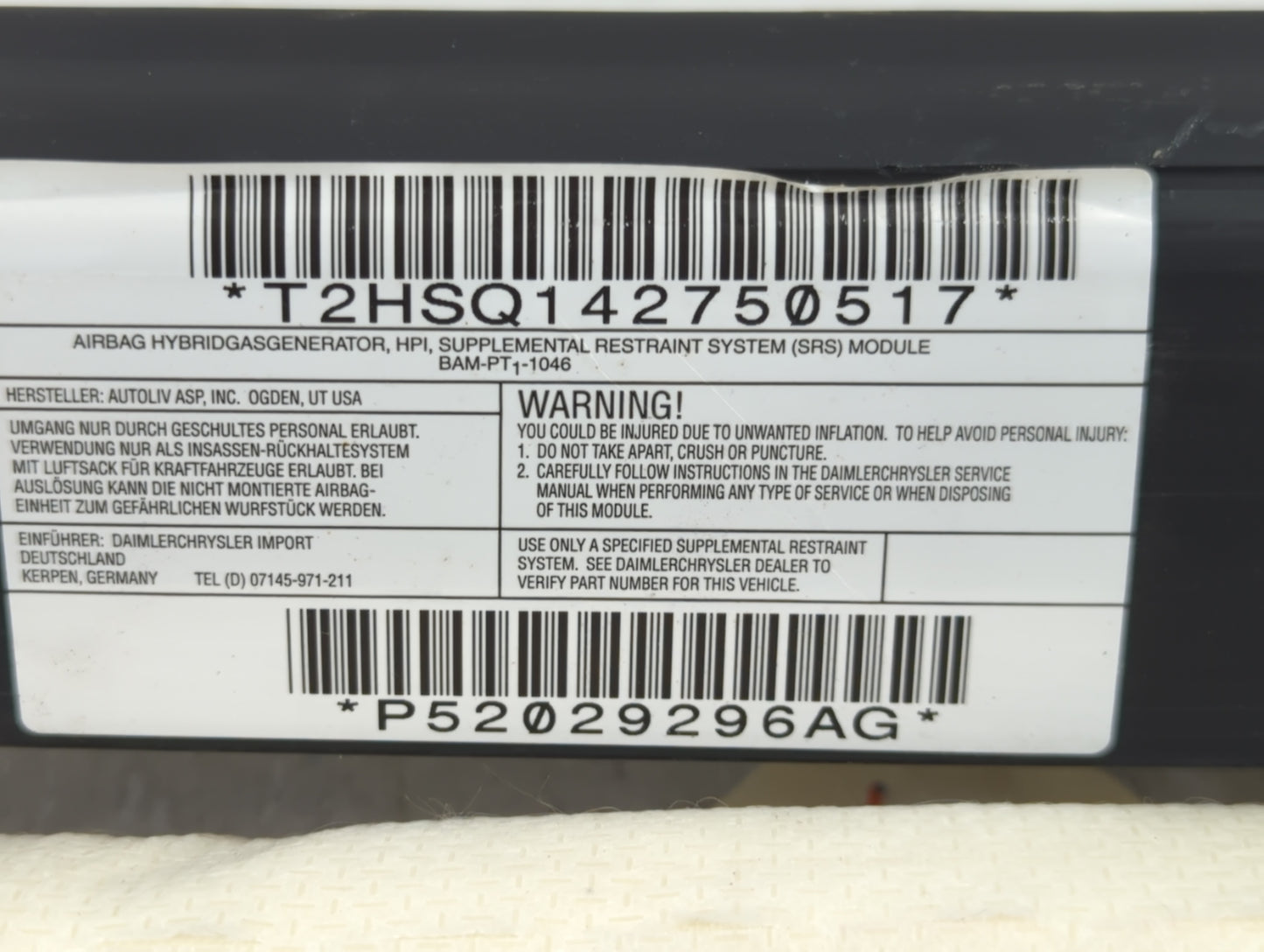 2006-2010 Jeep Grand Cherokee Air Bag Passenger Right Dashboard OEM P/N:P52029296AG Fits Fits 2006 2007 2008 2009 2010 OEM Used Auto Parts - Oemusedautoparts1.com