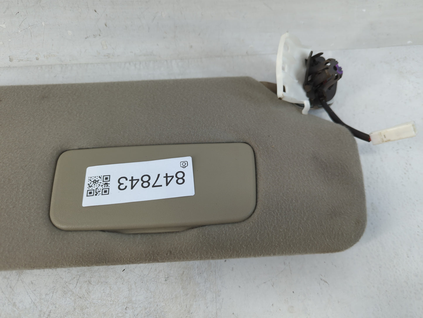 2011-2014 Toyota Sienna Sun Visor Shade Replacement Passenger Right Mirror Fits Fits 2011 2012 2013 2014 OEM Used Auto Parts - Oemusedautoparts1.com