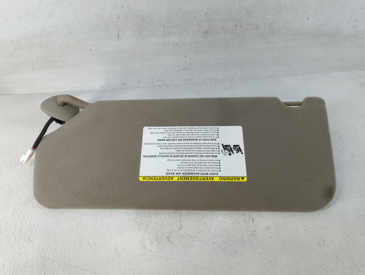 2011-2014 Toyota Sienna Sun Visor Shade Replacement Passenger Right Mirror Fits Fits 2011 2012 2013 2014 OEM Used Auto Parts - Oemusedautoparts1.com