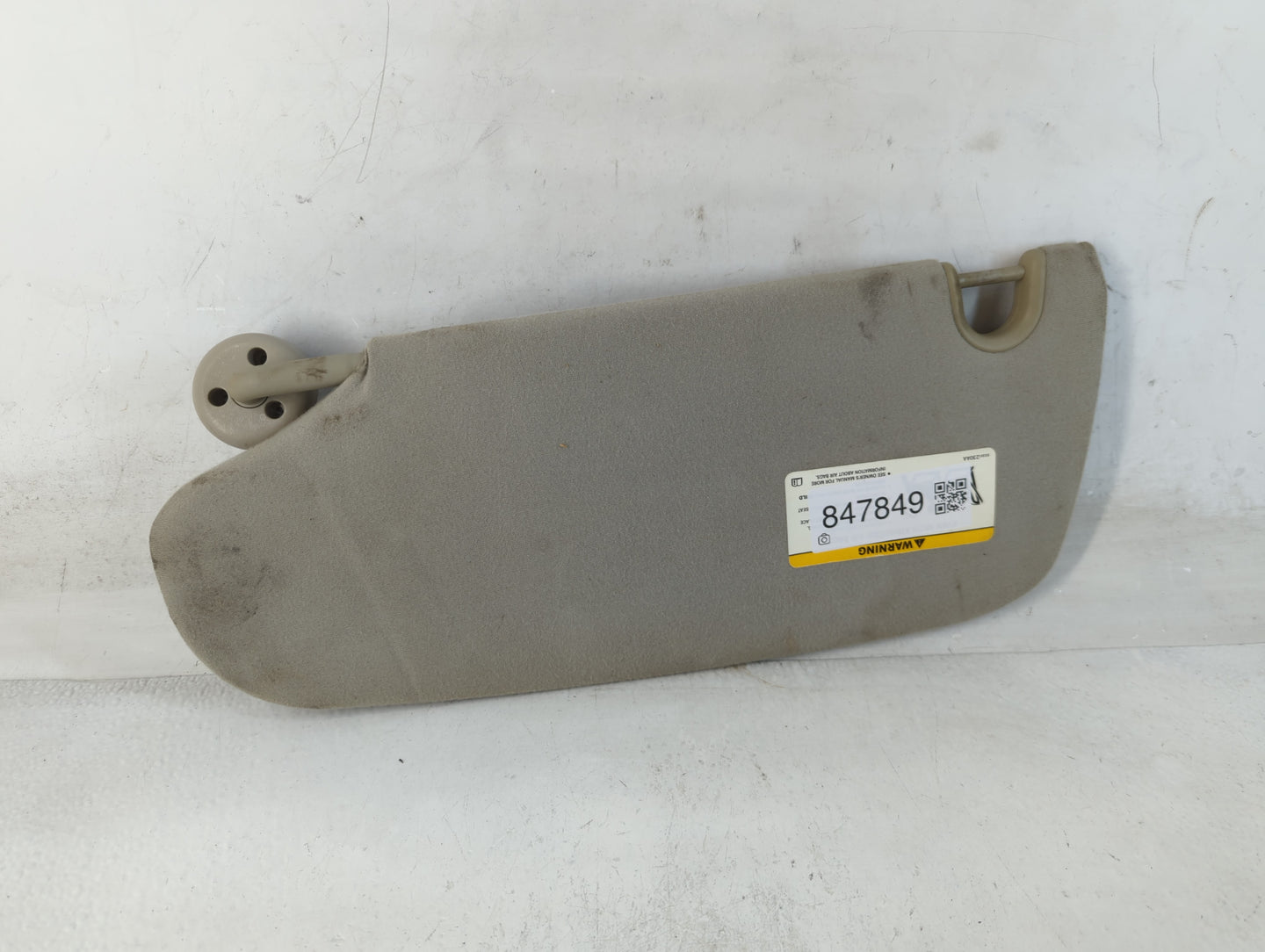 2006-2008 Dodge Ram 1500 Sun Visor Shade Replacement Passenger Right Mirror Fits Fits 2006 2007 2008 OEM Used Auto Parts - Oemusedautoparts1.com