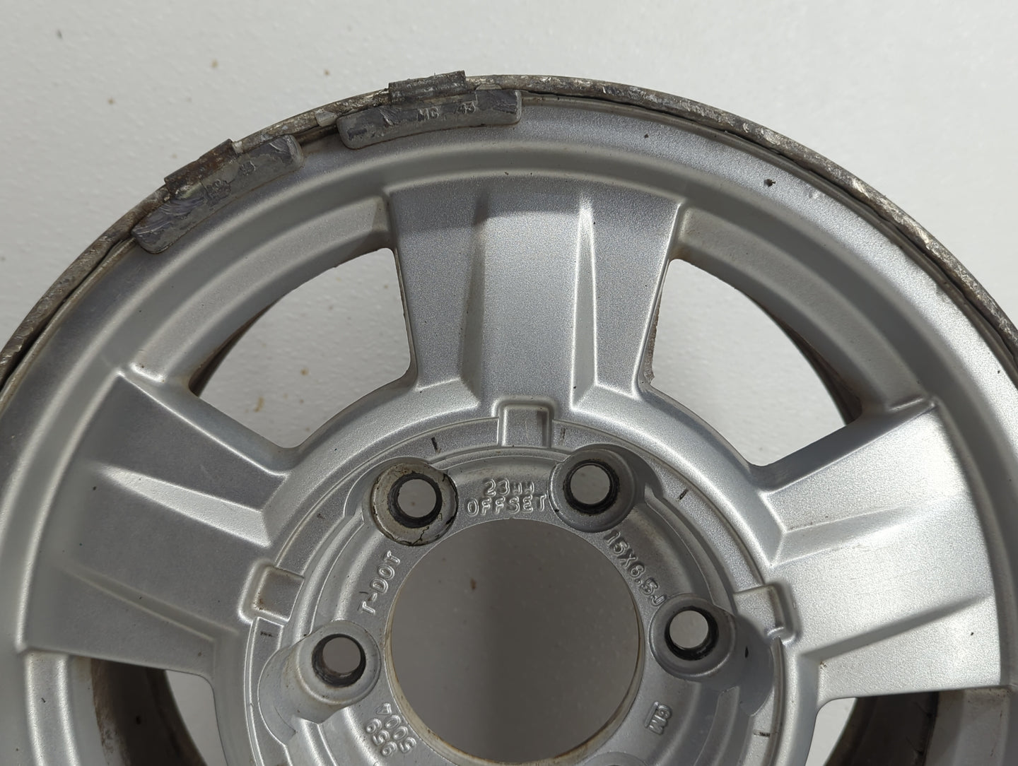 2004-2008 Chevrolet Colorado Oem Wheel Rim - Oemusedautoparts1.com