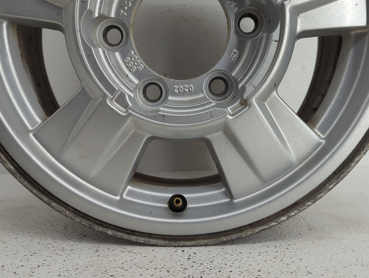 2004-2008 Chevrolet Colorado Oem Wheel Rim - Oemusedautoparts1.com
