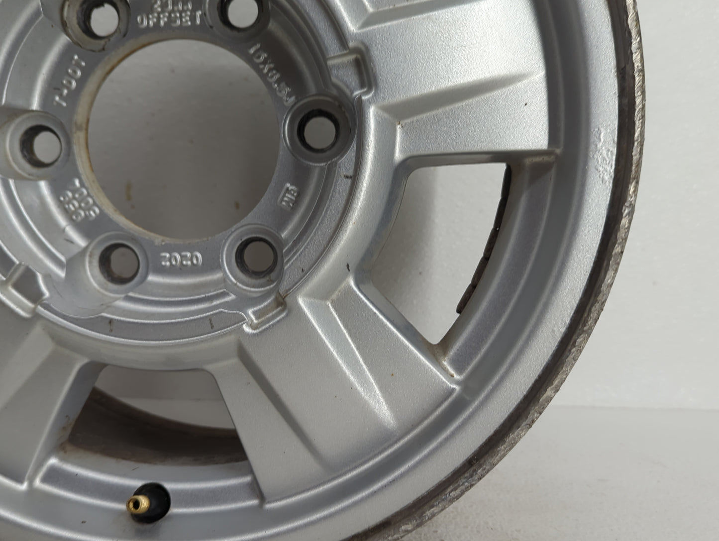 2004-2008 Chevrolet Colorado Oem Wheel Rim - Oemusedautoparts1.com