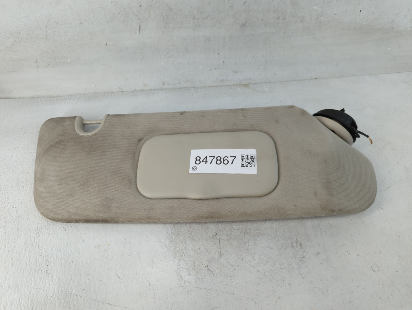 2011-2016 Chrysler Town & Country Sun Visor Shade Replacement Passenger Right Mirror Fits OEM Used Auto Parts - Oemusedautoparts1.com