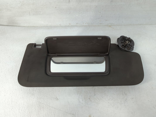2019-2022 Chevrolet Silverado 1500 Sun Visor Shade Replacement Passenger Right Mirror Fits Fits 2019 2020 2021 2022 OEM Used Auto Parts - Oemusedautoparts1.com