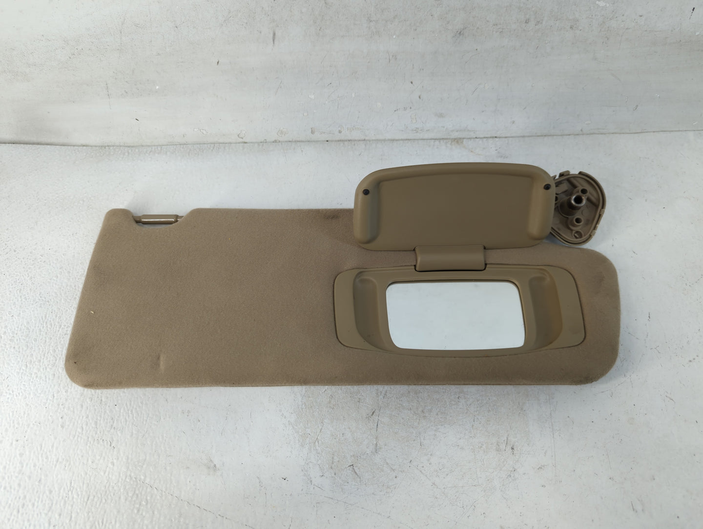 2007-2013 Toyota Tundra Sun Visor Shade Replacement Passenger Right Mirror Fits OEM Used Auto Parts - Oemusedautoparts1.com