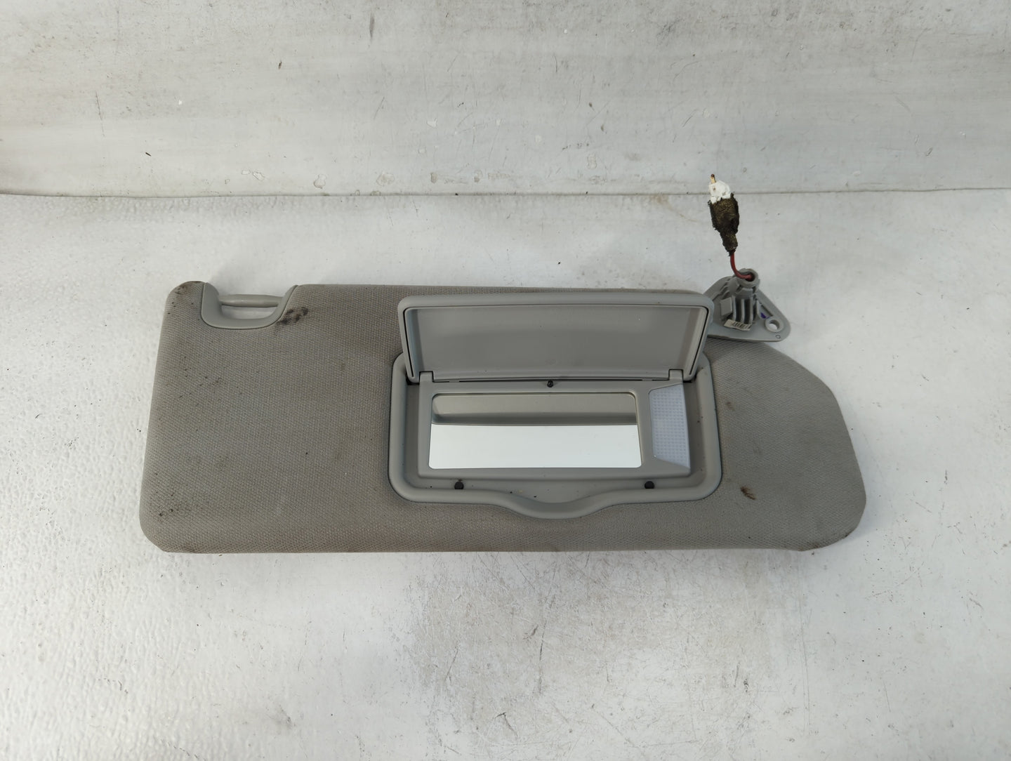 2013-2015 Mitsubishi Outlander Sport Sun Visor Shade Replacement Passenger Right Mirror Fits Fits 2013 2014 2015 OEM Used Auto Parts - Oemusedautoparts1.com