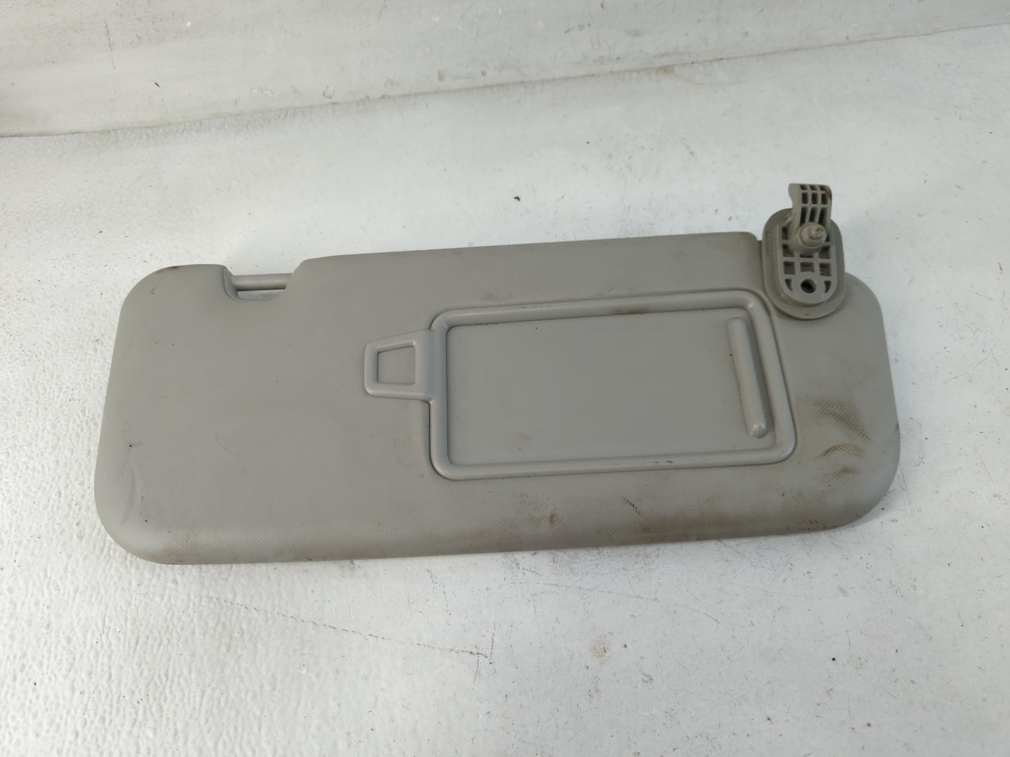 2018-2020 Kia Rio Sun Visor Shade Replacement Passenger Right Mirror Fits Fits 2018 2019 2020 2021 2022 OEM Used Auto Parts - Oemusedautoparts1.com