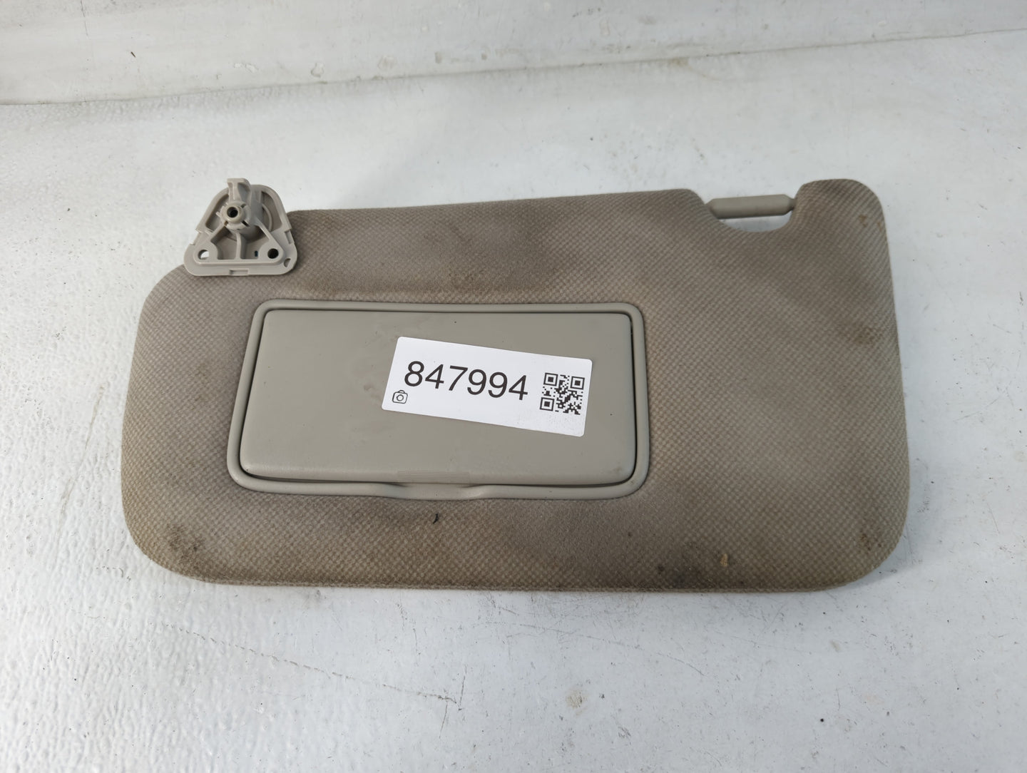 2013-2019 Nissan Sentra Sun Visor Shade Replacement Driver Left Mirror Fits Fits 2012 2013 2014 2015 2016 2017 2018 2019 OEM Used Auto Parts - Oemusedautoparts1.com