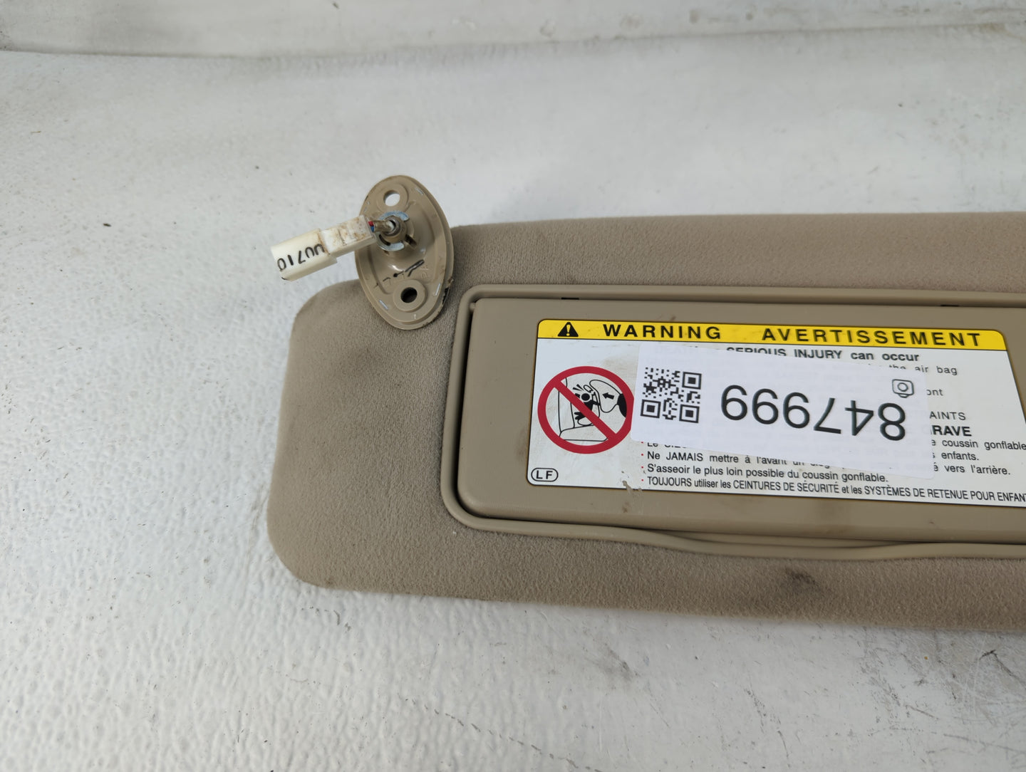 2001-2005 Lexus Gs430 Sun Visor Shade Replacement Driver Left Mirror Fits Fits 2001 2002 2003 2004 2005 2006 OEM Used Auto Parts - Oemusedautoparts1.com