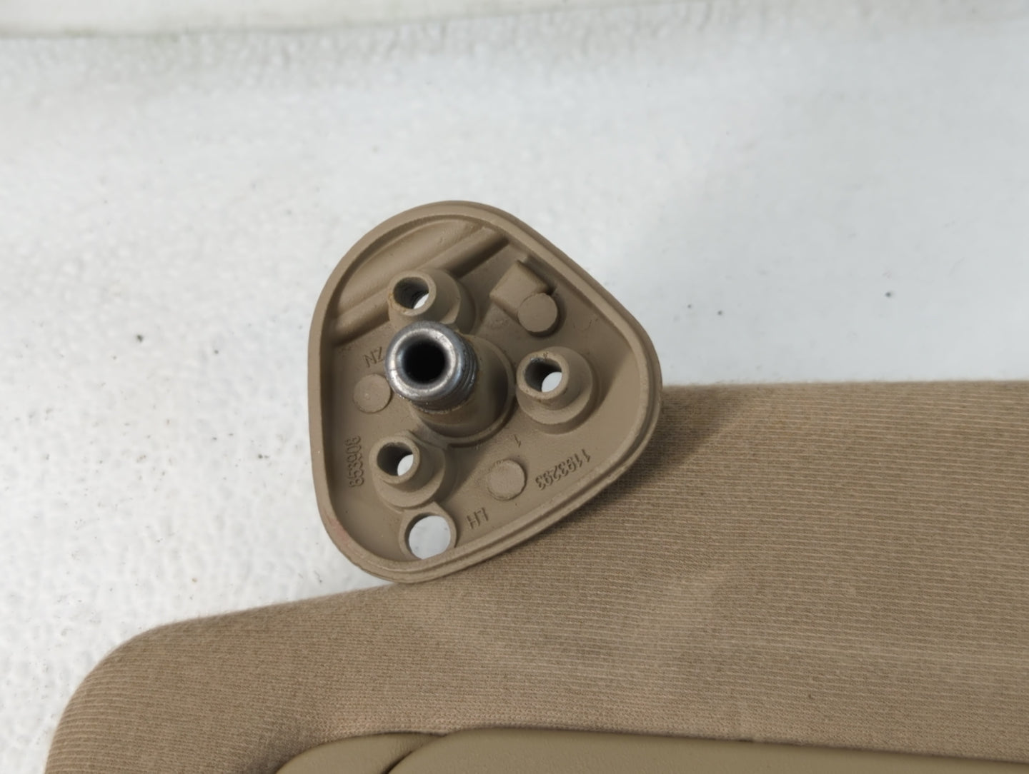 2007-2013 Toyota Tundra Sun Visor Shade Replacement Driver Left Mirror Fits OEM Used Auto Parts - Oemusedautoparts1.com