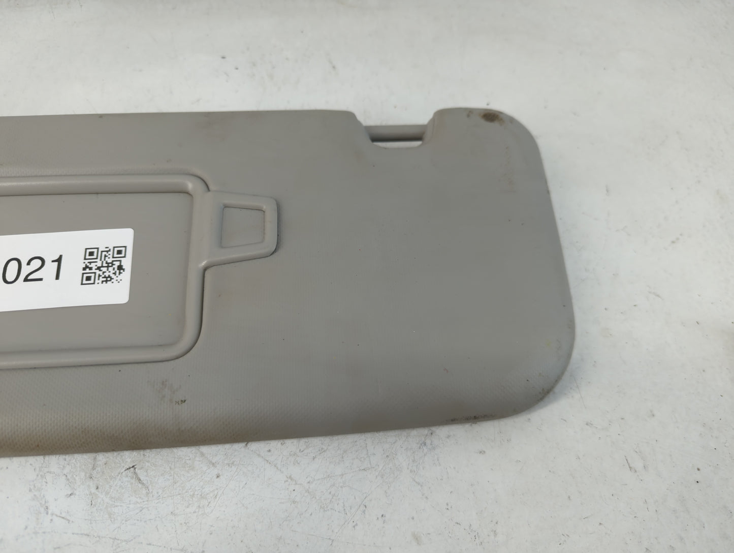 2018-2020 Kia Rio Sun Visor Shade Replacement Passenger Right Mirror Fits Fits 2018 2019 2020 2021 2022 OEM Used Auto Parts - Oemusedautoparts1.com