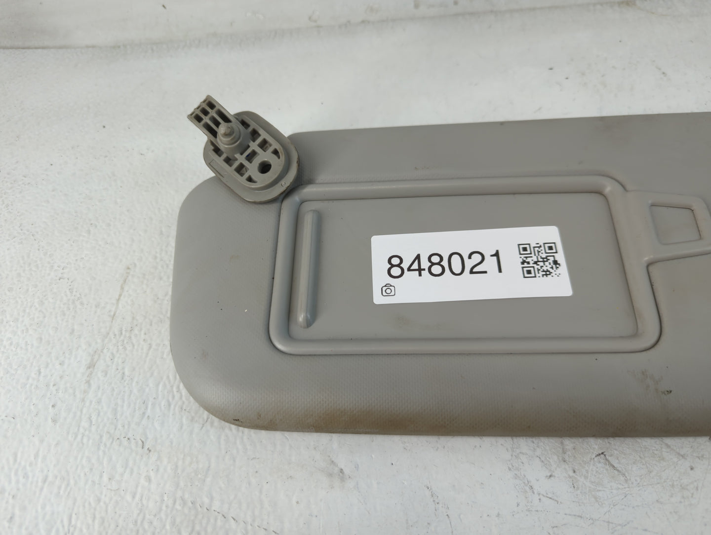 2018-2020 Kia Rio Sun Visor Shade Replacement Passenger Right Mirror Fits Fits 2018 2019 2020 2021 2022 OEM Used Auto Parts - Oemusedautoparts1.com