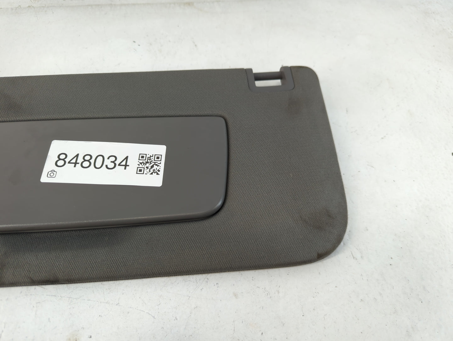 2019-2022 Chevrolet Silverado 1500 Sun Visor Shade Replacement Driver Left Mirror Fits Fits 2019 2020 2021 2022 OEM Used Auto Parts - Oemusedautoparts1.com