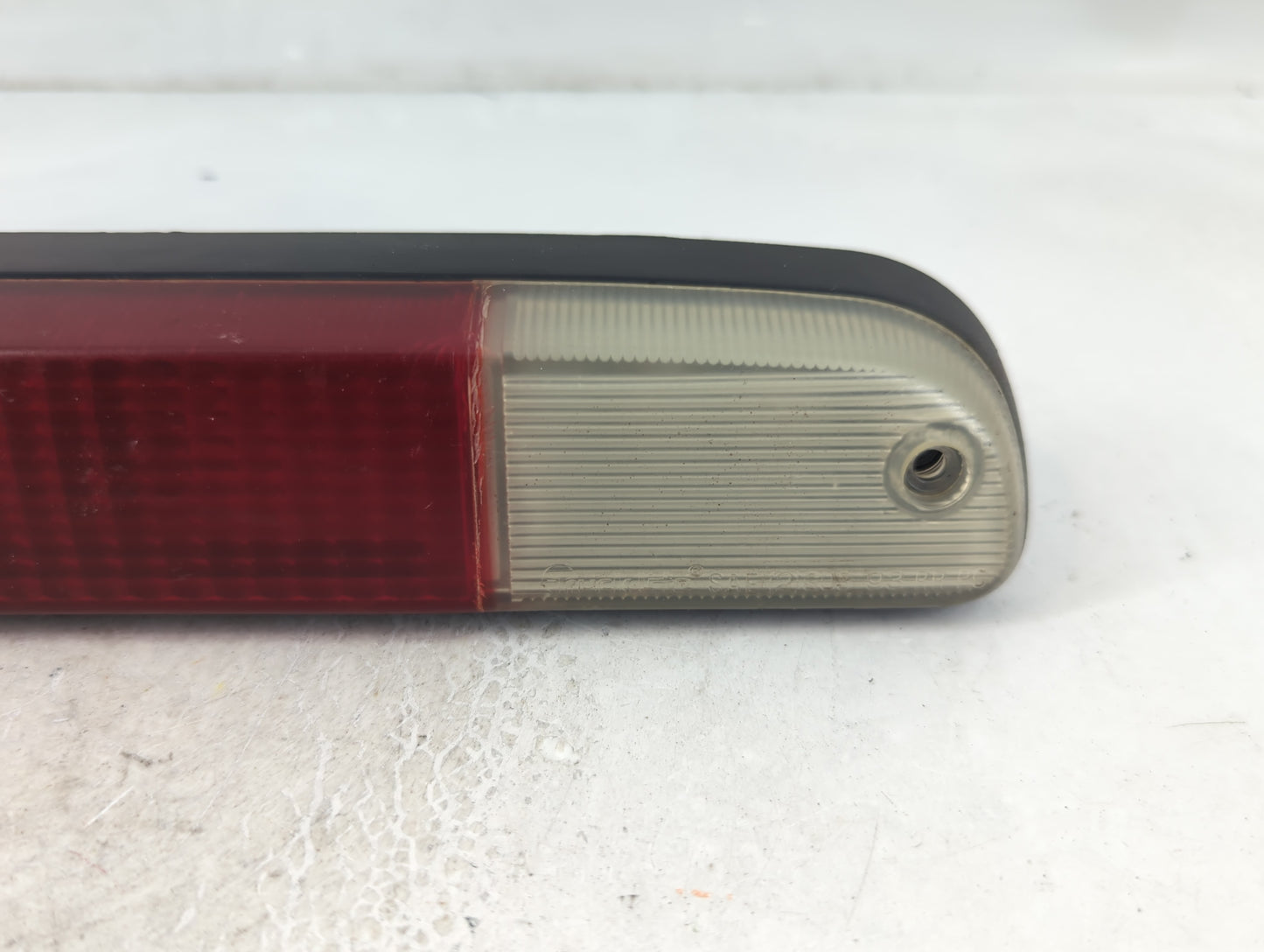 2003 Lincoln Town Car Third Brake Light Tail Light P/N:F37B-13A617 Fits OEM Used Auto Parts - Oemusedautoparts1.com