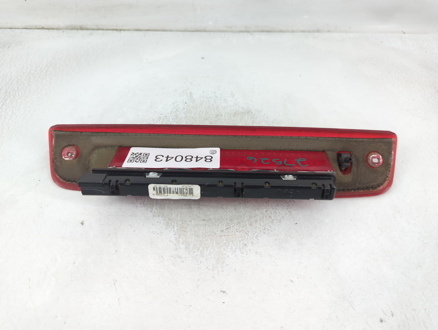 2003 Lincoln Navigator Third Brake Light Tail Light P/N:3L613A9471 Fits OEM Used Auto Parts - Oemusedautoparts1.com