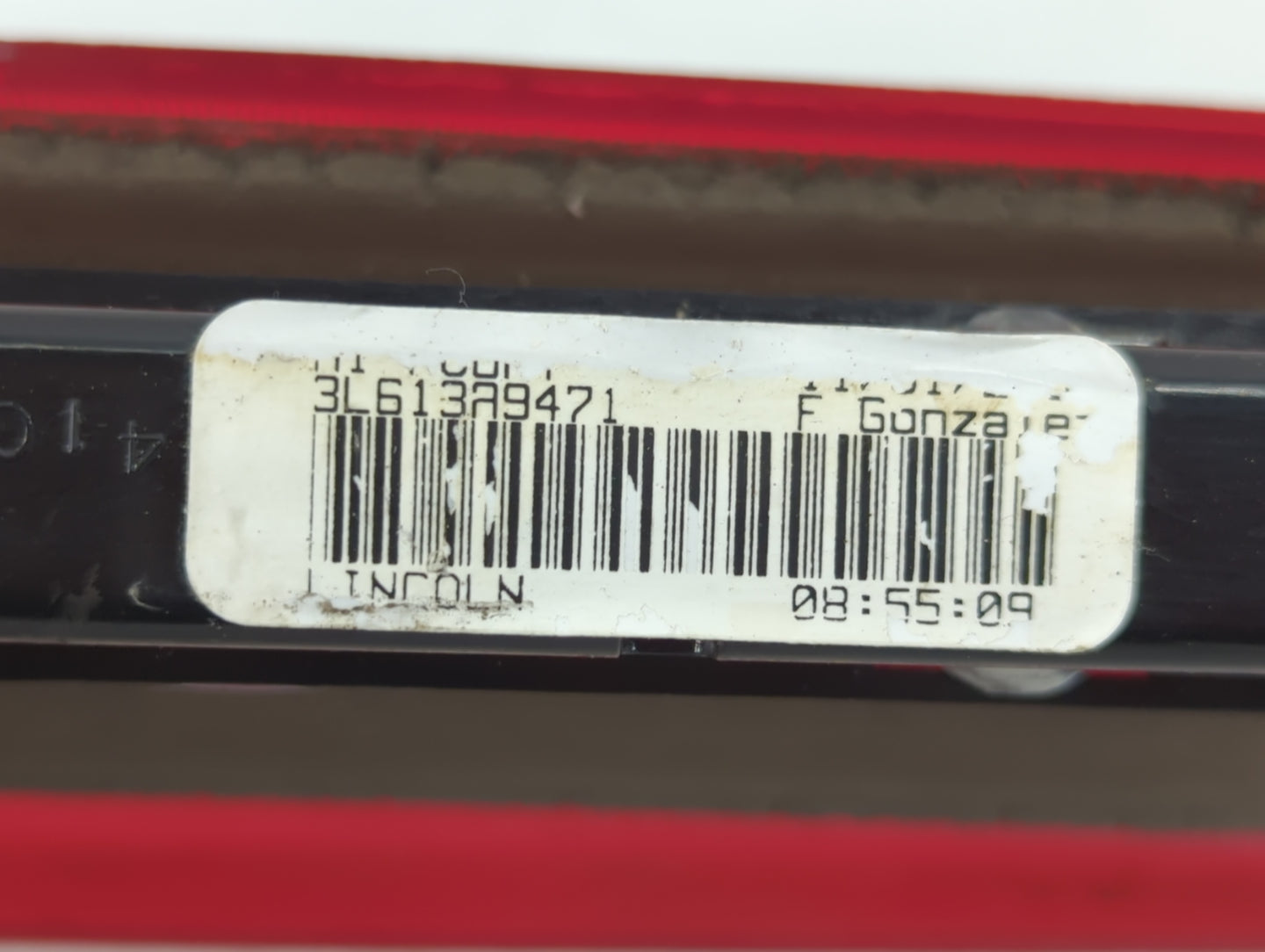 2003 Lincoln Navigator Third Brake Light Tail Light P/N:3L613A9471 Fits OEM Used Auto Parts - Oemusedautoparts1.com