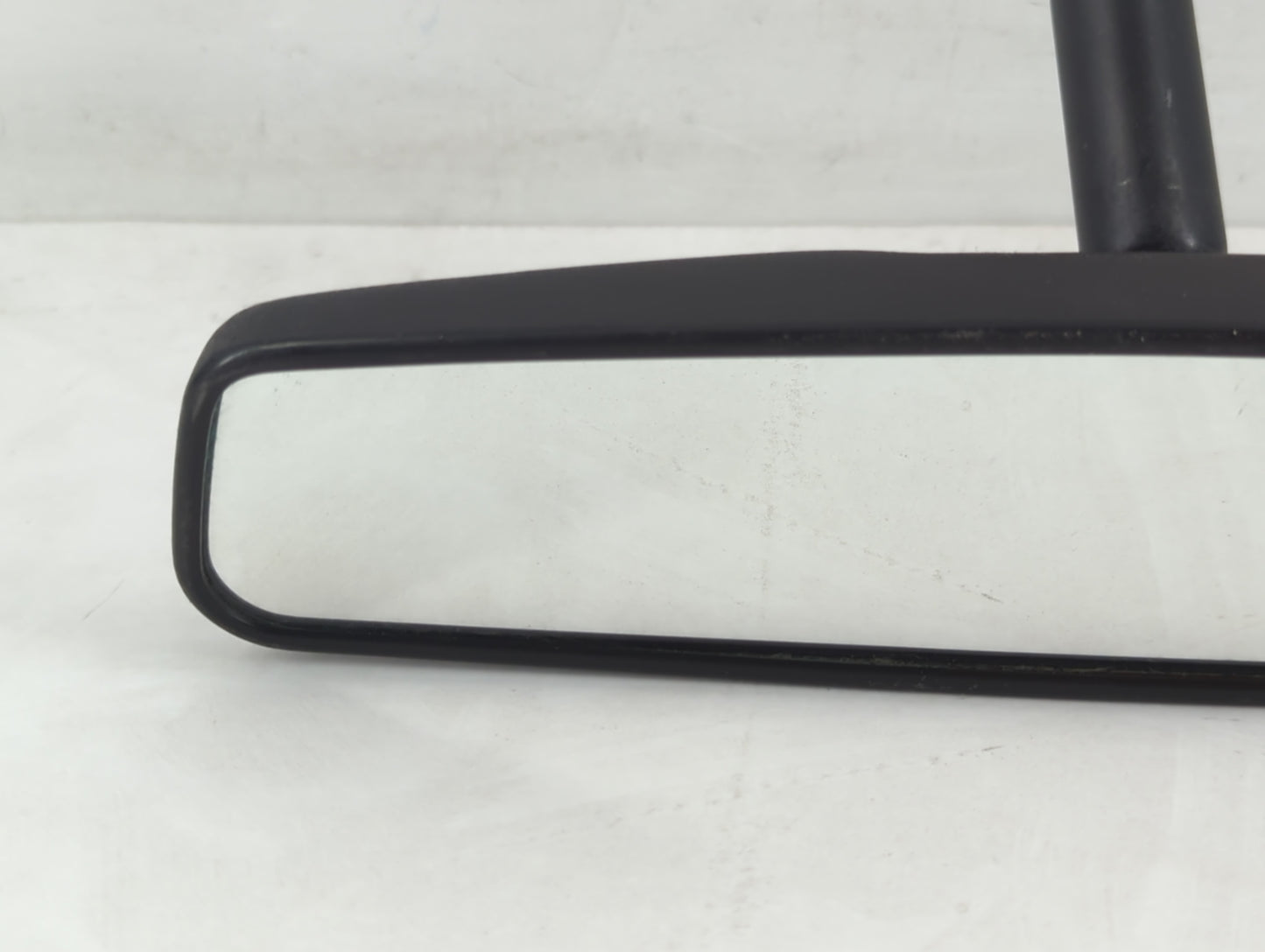 1997-2005 Chevrolet Venture Interior Rear View Mirror Replacement OEM P/N:E8011083 Fits OEM Used Auto Parts - Oemusedautoparts1.com