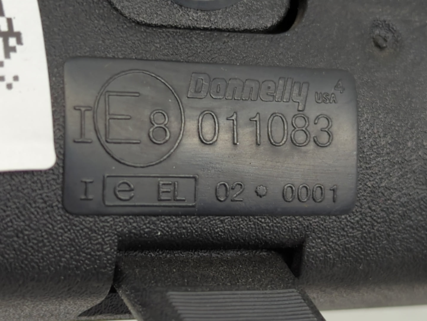 1997-2005 Chevrolet Venture Interior Rear View Mirror Replacement OEM P/N:E8011083 Fits OEM Used Auto Parts - Oemusedautoparts1.com