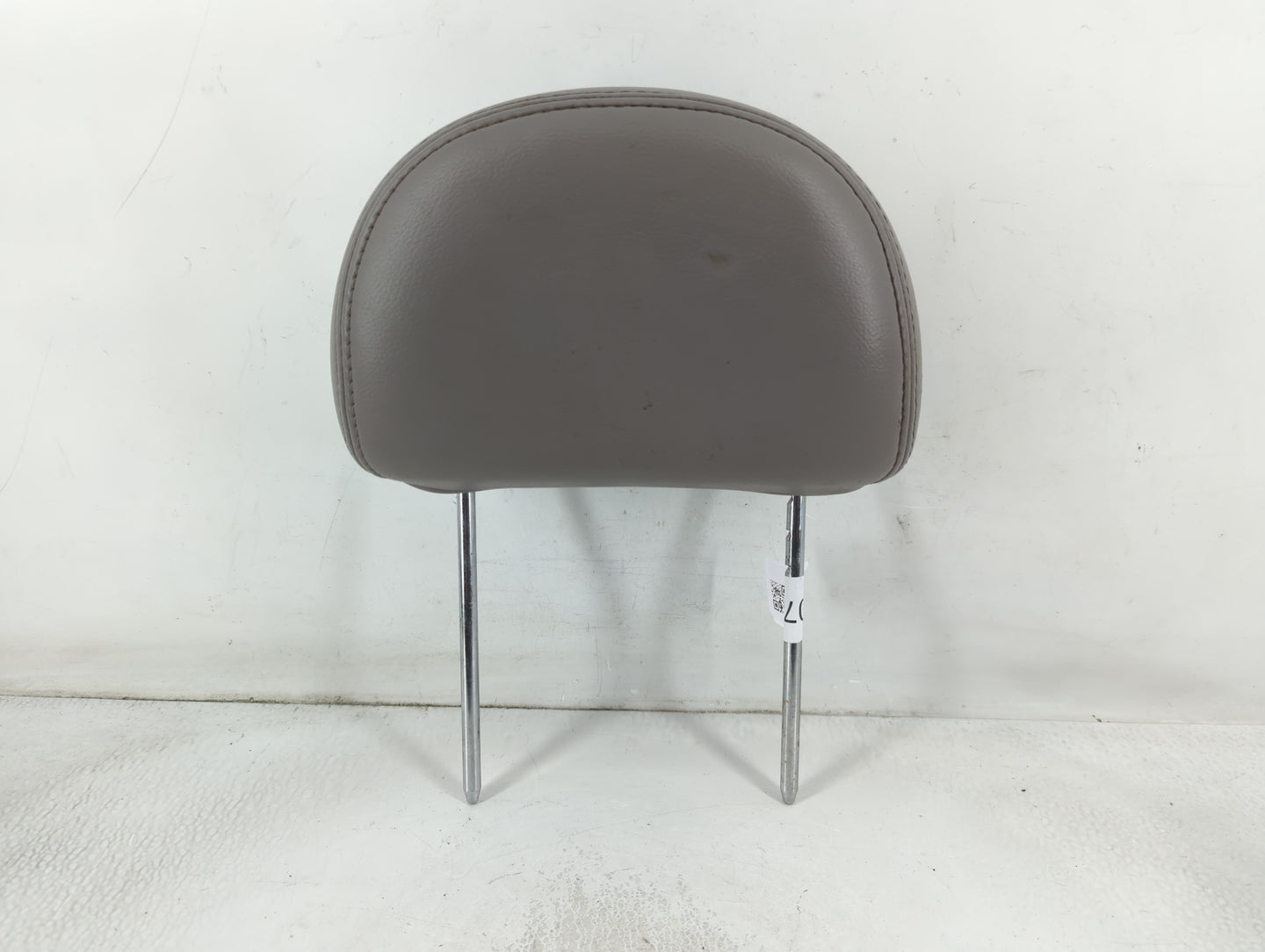 2002-2003 Mercury Sable Headrest Head Rest Front Driver Passenger Seat Fits Fits 2002 2003 OEM Used Auto Parts - Oemusedautoparts1.com