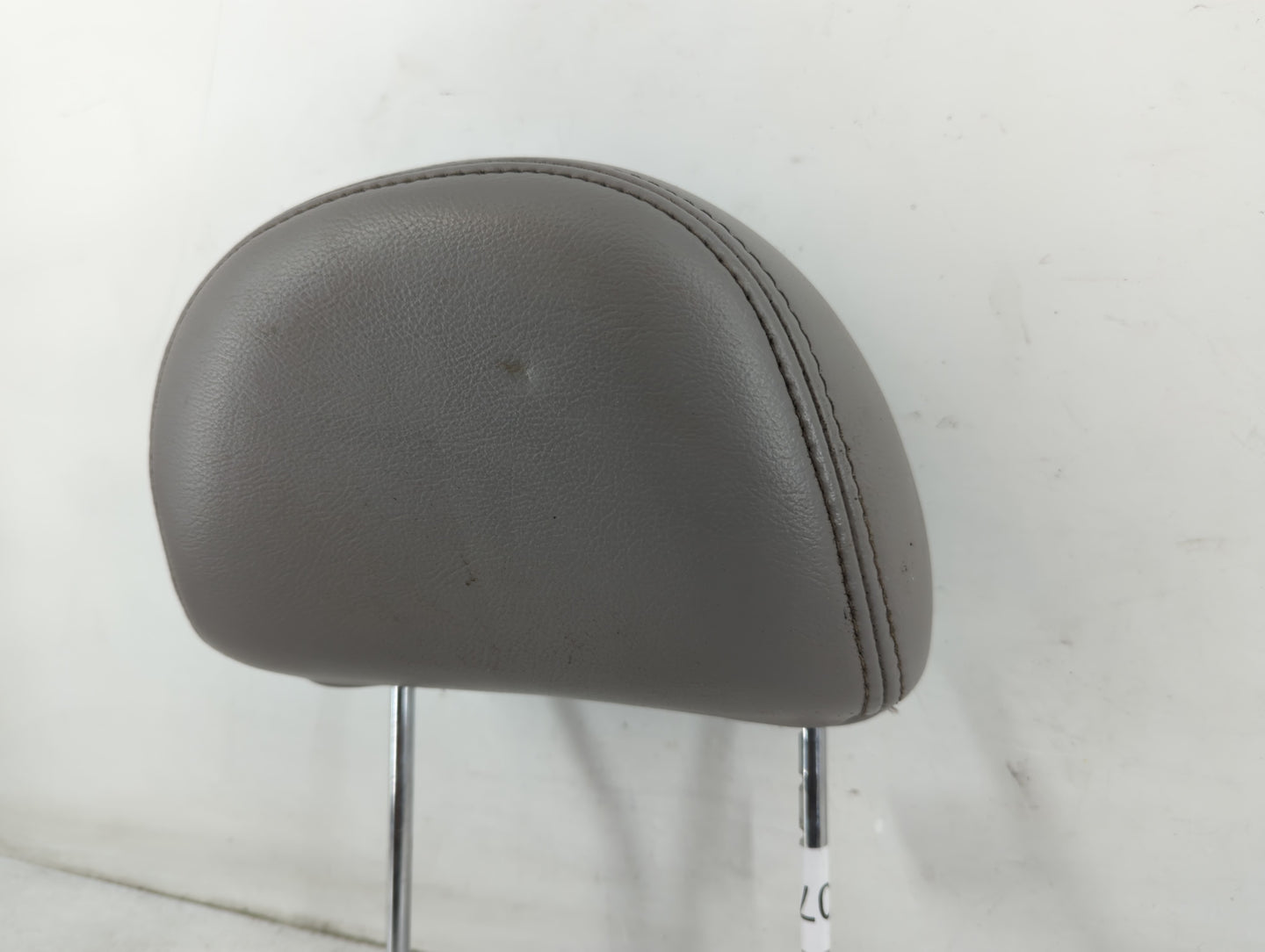 2002-2003 Mercury Sable Headrest Head Rest Front Driver Passenger Seat Fits Fits 2002 2003 OEM Used Auto Parts - Oemusedautoparts1.com
