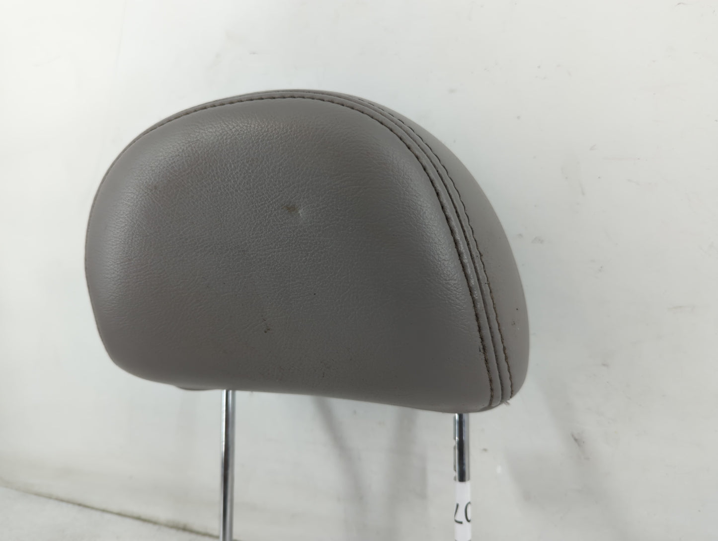 2002-2003 Mercury Sable Headrest Head Rest Front Driver Passenger Seat Fits Fits 2002 2003 OEM Used Auto Parts - Oemusedautoparts1.com