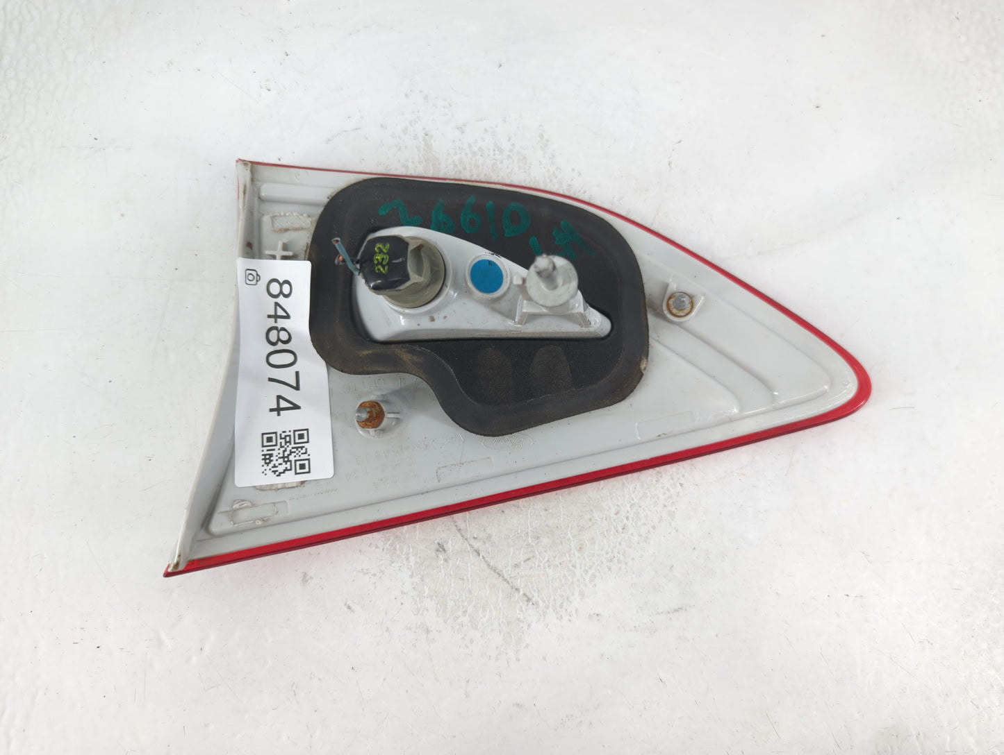 2013-2016 Ford Escape Tail Light Assembly Driver Left OEM P/N:CJ54-13A603 Fits Fits 2013 2014 2015 2016 OEM Used Auto Parts - Oemusedautoparts1.com