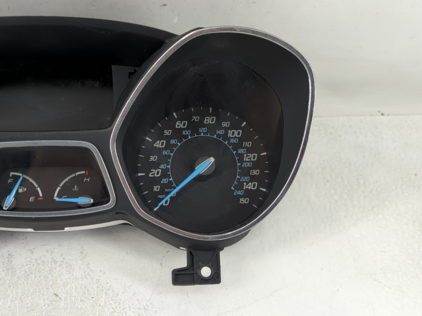 2013 Ford Escape Instrument Cluster Speedometer Gauges P/N:VPCL8F PP-TD20 Fits OEM Used Auto Parts - Oemusedautoparts1.com