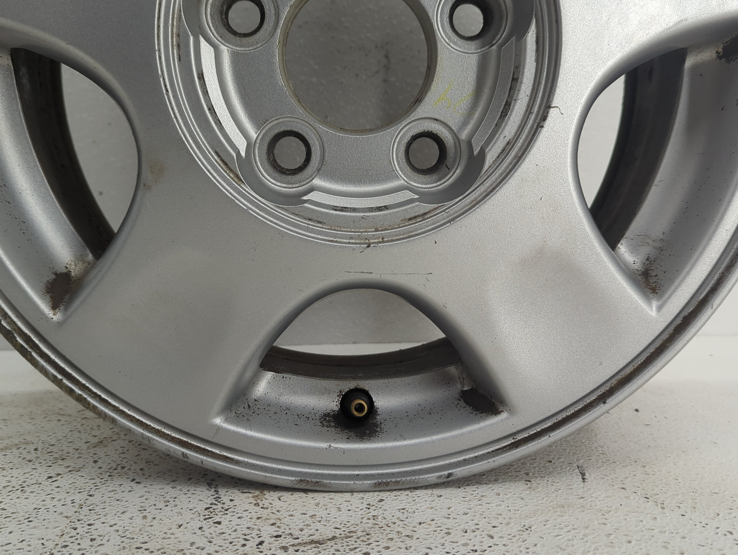 2000-2002 Chevrolet Malibu Oem Wheel Rim - Oemusedautoparts1.com