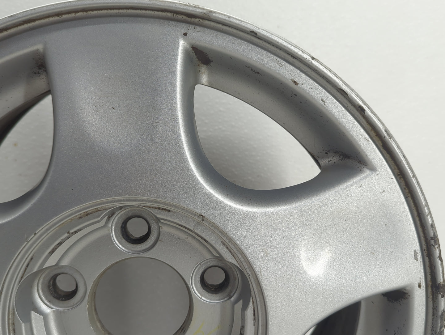 2000-2002 Chevrolet Malibu Oem Wheel Rim - Oemusedautoparts1.com