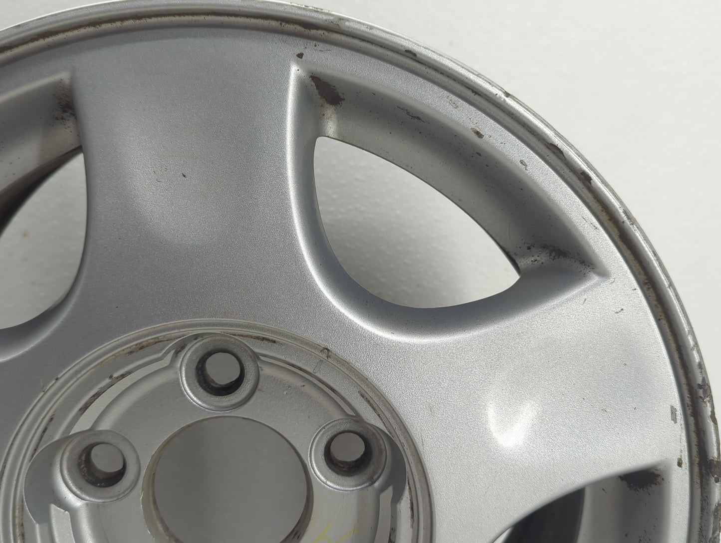 2000-2002 Chevrolet Malibu Oem Wheel Rim - Oemusedautoparts1.com