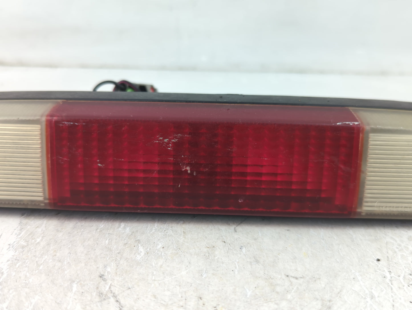 1995 Ford Ranger Third Brake Light Tail Light P/N:D 311 590 4.891.625 Fits OEM Used Auto Parts - Oemusedautoparts1.com