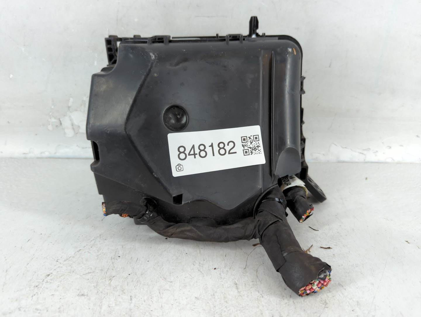 2014-2016 Hyundai Elantra Fusebox Fuse Box Panel Relay Module P/N:91951-3X710 Fits Fits 2014 2015 2016 OEM Used Auto Parts - Oemusedautoparts1.com