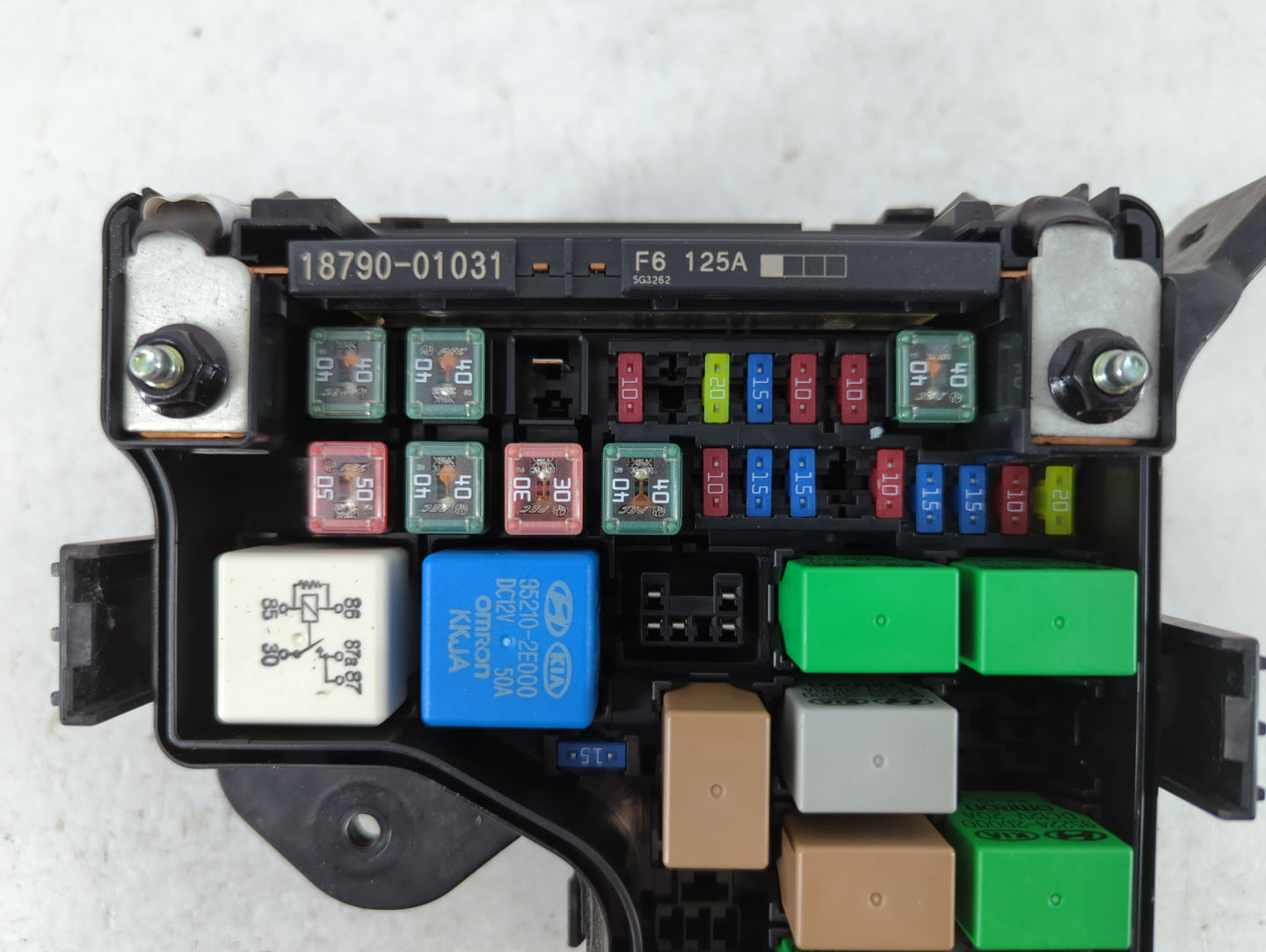 2015-2017 Hyundai Veloster Fusebox Fuse Box Panel Relay Module P/N:91236 2V099 Fits Fits 2015 2016 2017 OEM Used Auto Parts - Oemusedautoparts1.com