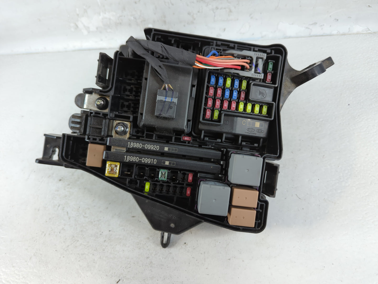2021 Kia K5 Fusebox Fuse Box Panel Relay Module P/N:91955-L3450 Fits OEM Used Auto Parts - Oemusedautoparts1.com