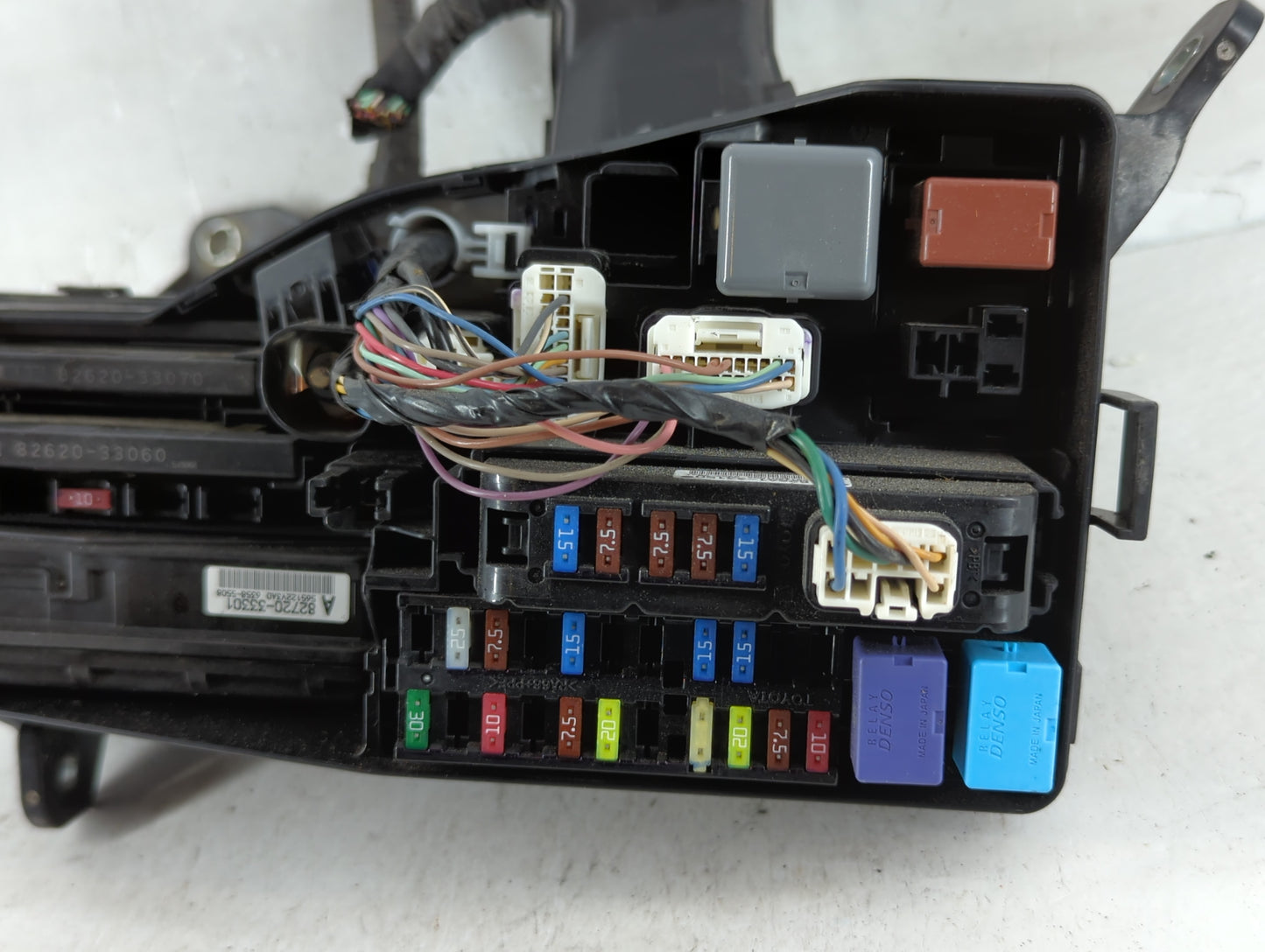 2012-2017 Toyota Camry Fusebox Fuse Box Panel Relay Module P/N:82641-33150 Fits Fits 2012 2013 2014 2015 2016 2017 OEM Used Auto Parts - Oemusedautoparts1.com