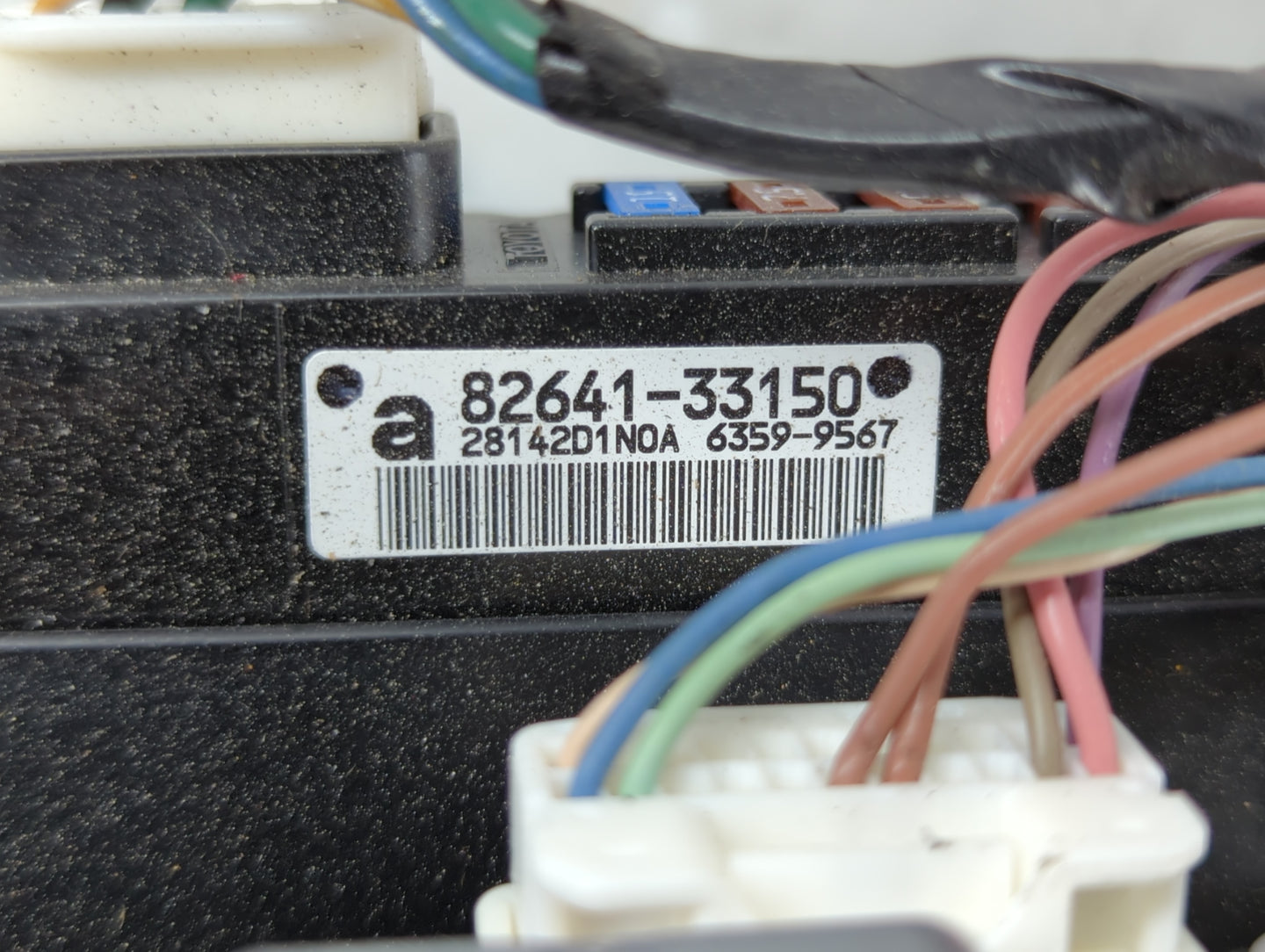 2012-2017 Toyota Camry Fusebox Fuse Box Panel Relay Module P/N:82641-33150 Fits Fits 2012 2013 2014 2015 2016 2017 OEM Used Auto Parts - Oemusedautoparts1.com