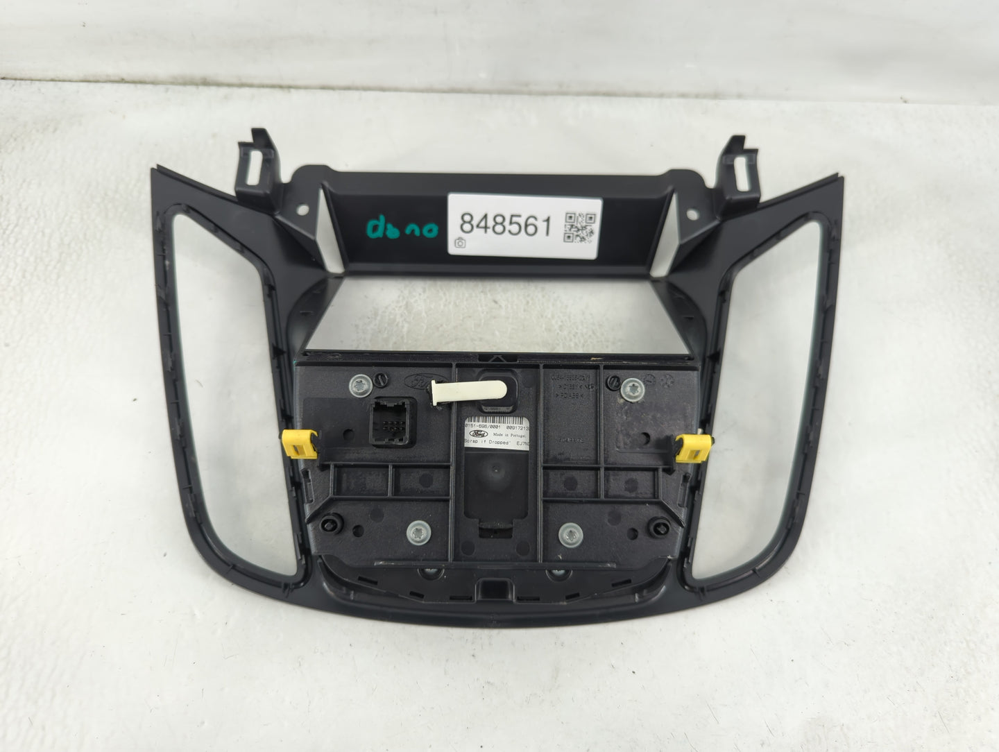 2013-2015 Ford Escape Radio AM FM Cd Player Receiver Replacement P/N:0151-696 Fits Fits 2013 2014 2015 OEM Used Auto Parts - Oemusedautoparts1.com