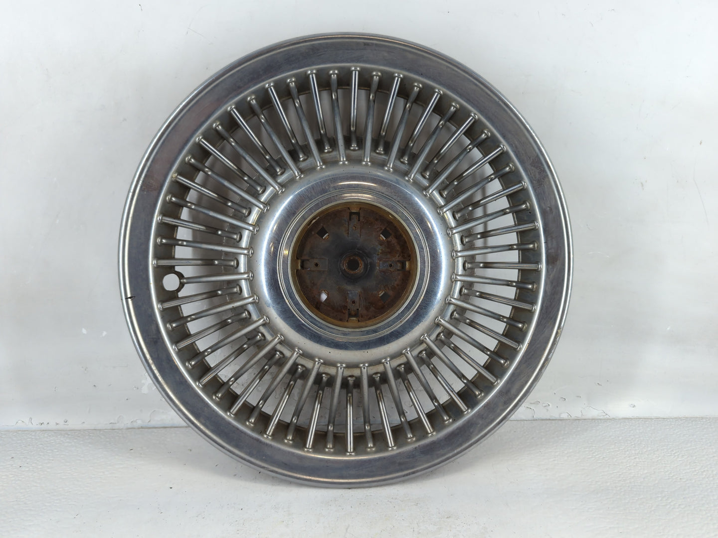 1997-1997 Ford Crown Victoria Driver Front Wheel Hub Oem - Oemusedautoparts1.com