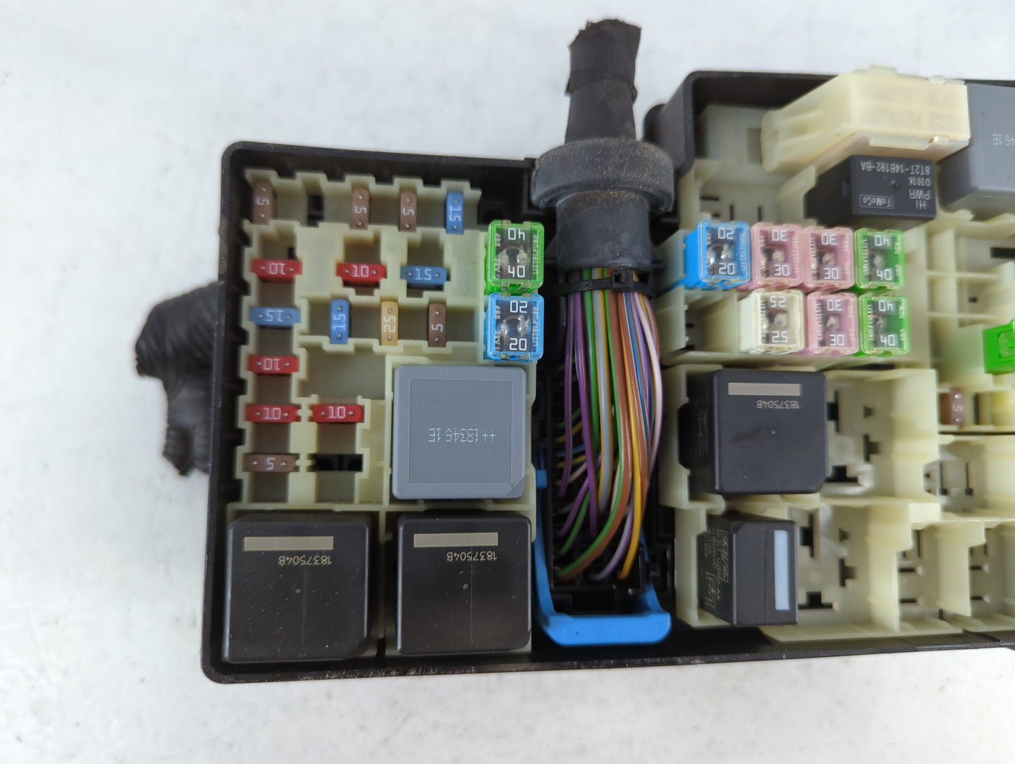 2019 Ford Escape Fusebox Fuse Box Panel Relay Module P/N:AV6T-14A067-AD E02345500 Fits OEM Used Auto Parts - Oemusedautoparts1.com