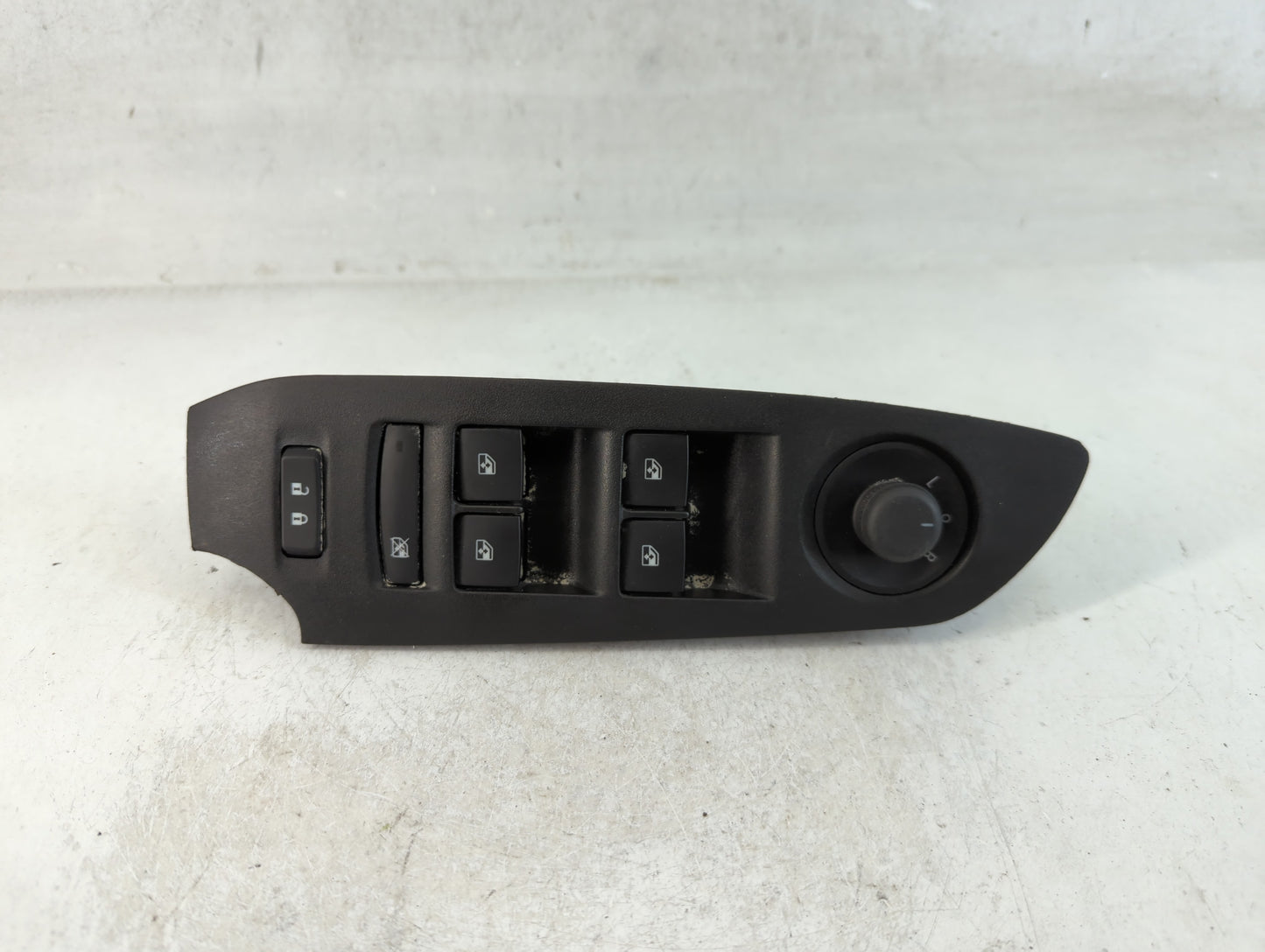 2017-2021 Chevrolet Trax Master Power Window Switch Replacement Driver Side Left P/N:22915128 Fits Fits 2017 2018 2019 2020 2021 OEM Used Auto Parts - Oemusedautoparts1.com