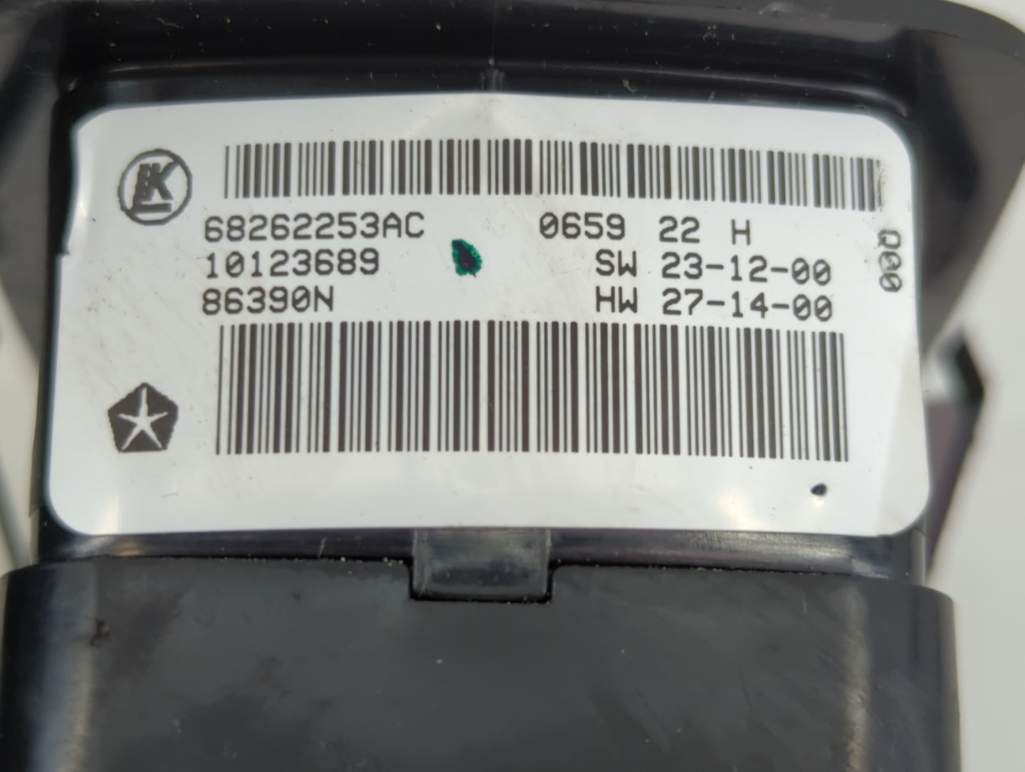 2017-2022 Chrysler Pacifica Master Power Window Switch Replacement Driver Side Left P/N:68262253AC Fits OEM Used Auto Parts - Oemusedautoparts1.com