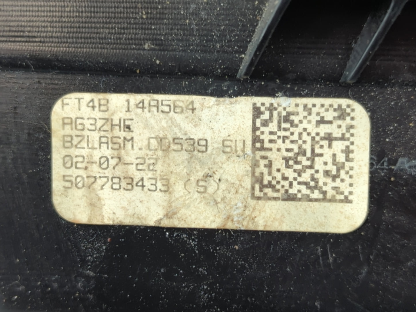 2016-2020 Ford Edge Master Power Window Switch Replacement Driver Side Left P/N:FT4B 14A564 Fits Fits 2016 2017 2018 2019 2020 OEM Used Auto Parts - Oemusedautoparts1.com