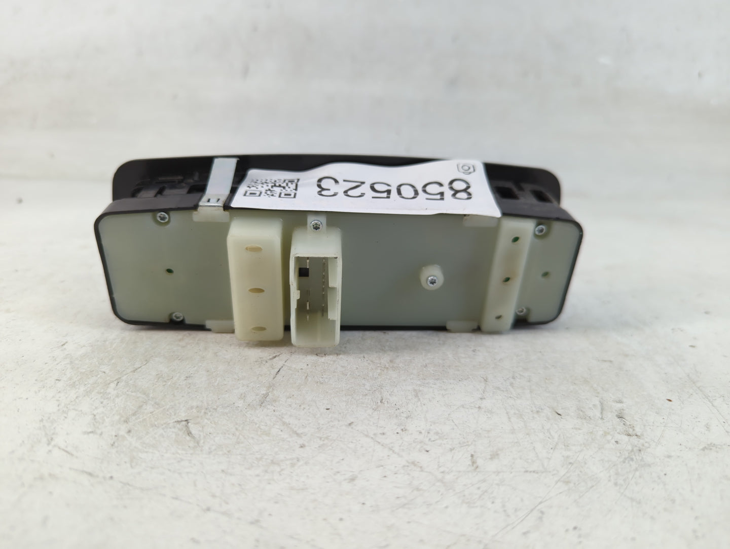 2016-2022 Jeep Grand Cherokee Master Power Window Switch Replacement Driver Side Left P/N:68319802AA Fits OEM Used Auto Parts - Oemusedautoparts1.com