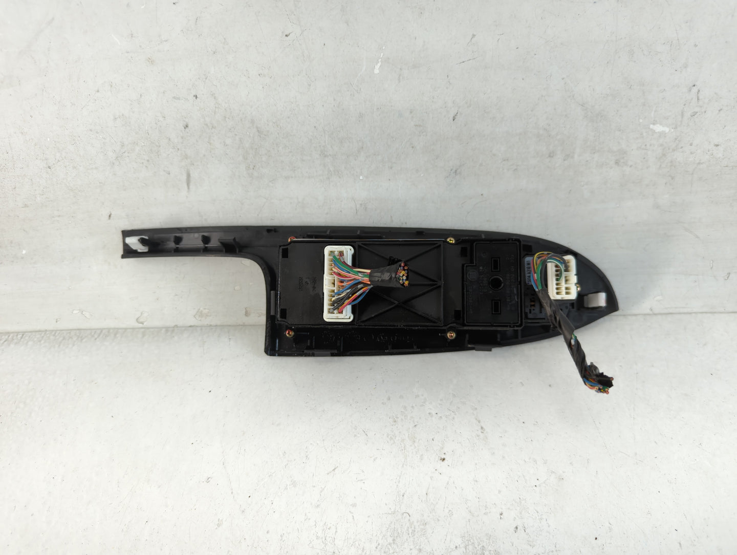 2003-2004 Honda Accord Master Power Window Switch Replacement Driver Side Left P/N:SDA A310 M1 Fits Fits 2003 2004 OEM Used Auto Parts - Oemusedautoparts1.com