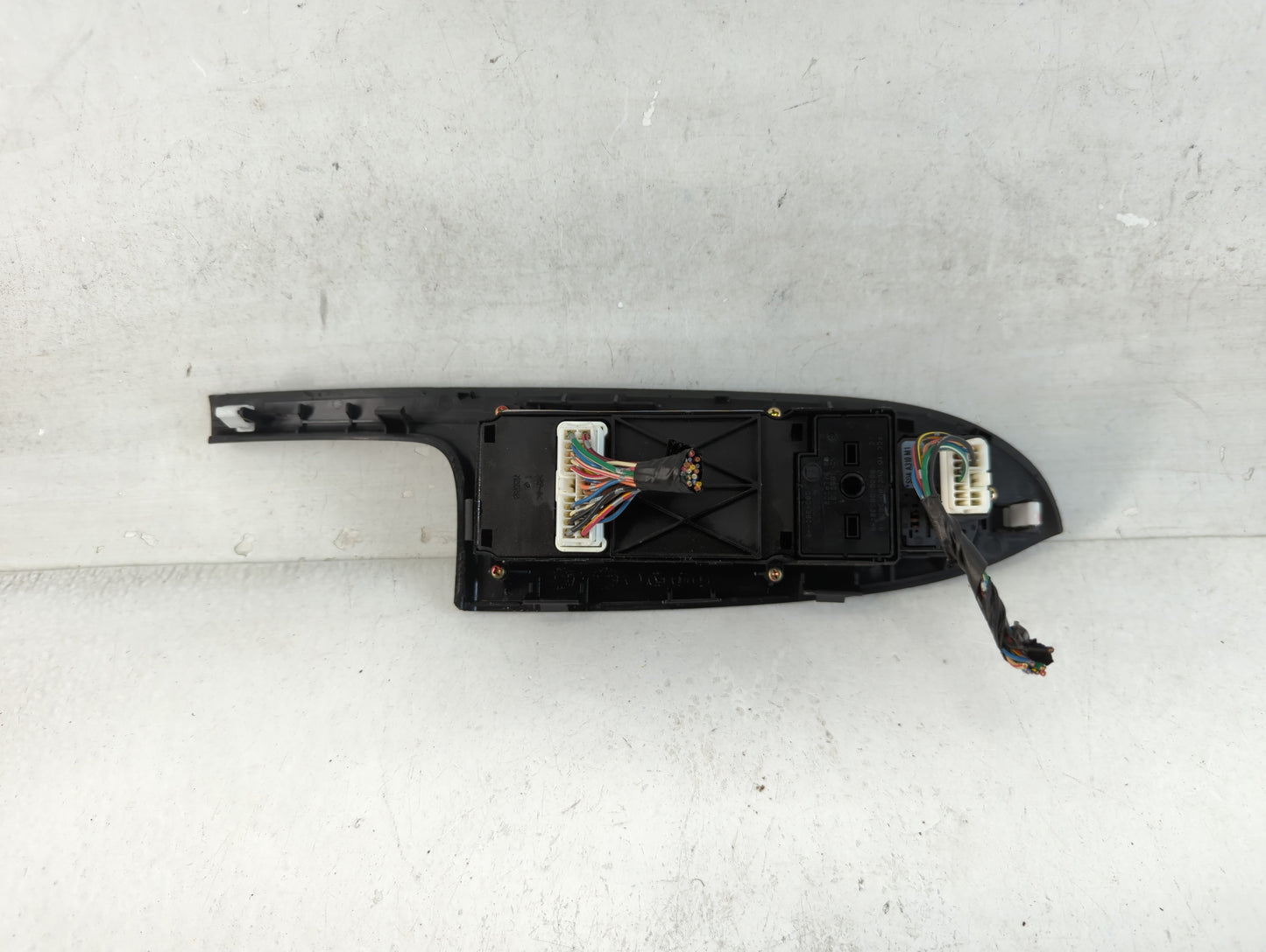 2003-2004 Honda Accord Master Power Window Switch Replacement Driver Side Left P/N:SDA A310 M1 Fits Fits 2003 2004 OEM Used Auto Parts - Oemusedautoparts1.com