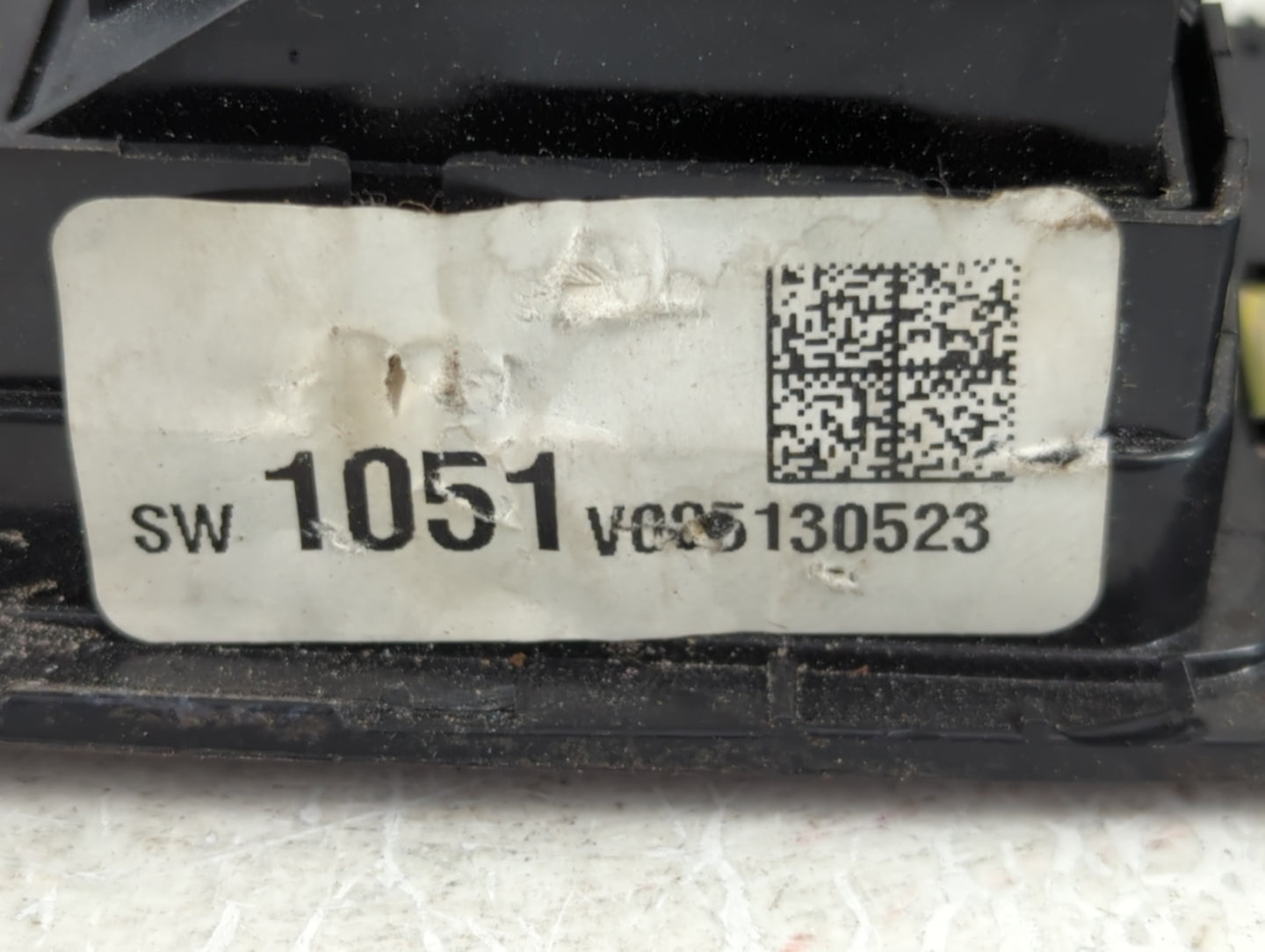 2020-2023 Hyundai Sonata Master Power Window Switch Replacement Driver Side Left P/N:10518549 V005130523 Fits OEM Used Auto Parts - Oemusedautoparts1.com