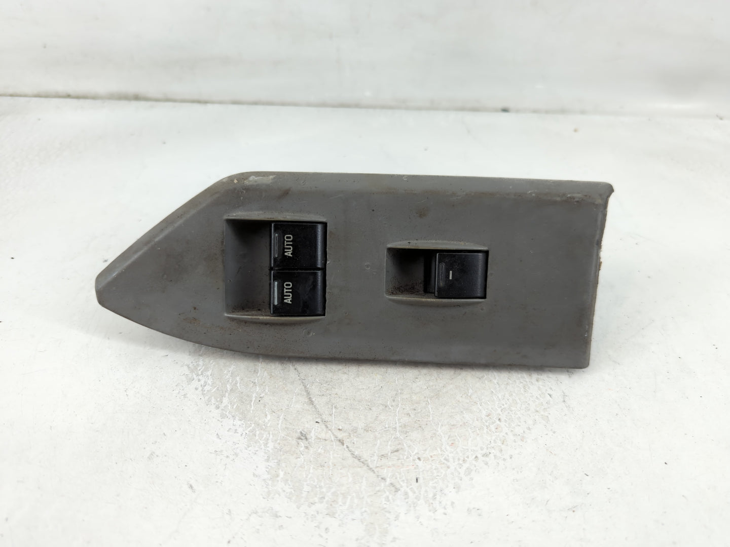 2005-2009 Ford Mustang Master Power Window Switch Replacement Driver Side Left P/N:4R33-15A564-B Fits OEM Used Auto Parts - Oemusedautoparts1.com